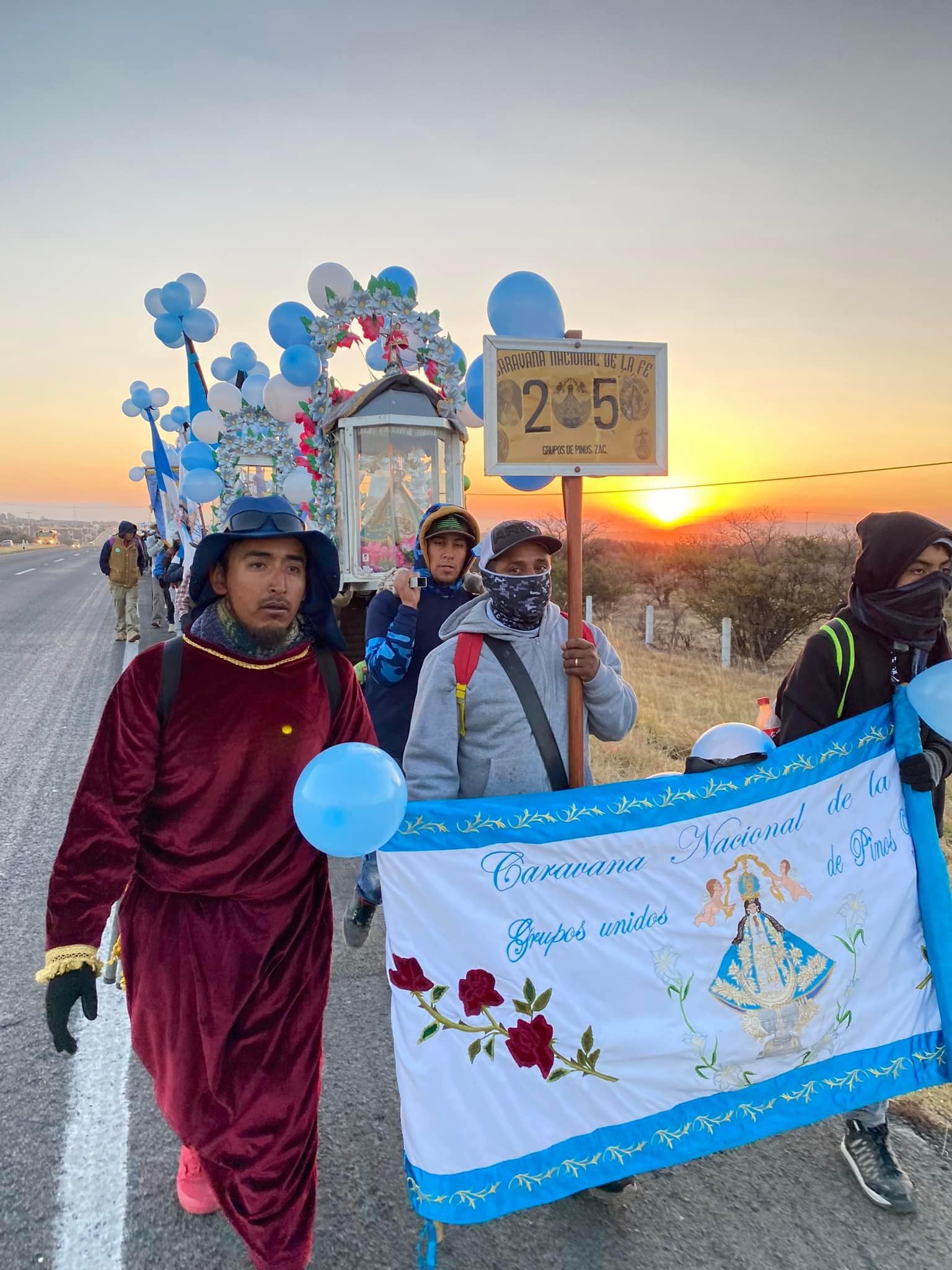 Peregrinos inician su camino a San Juan de los Lagos Semanario7dias